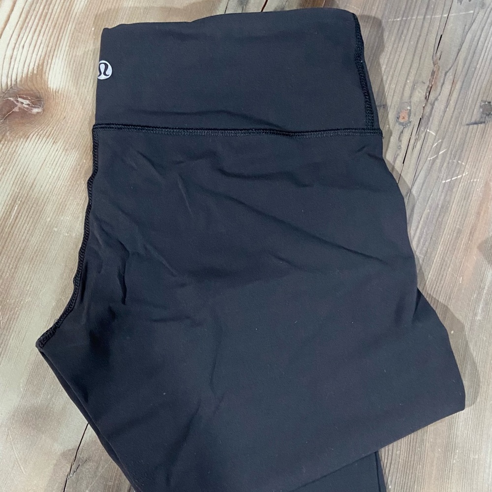 Lululemon crop leggings